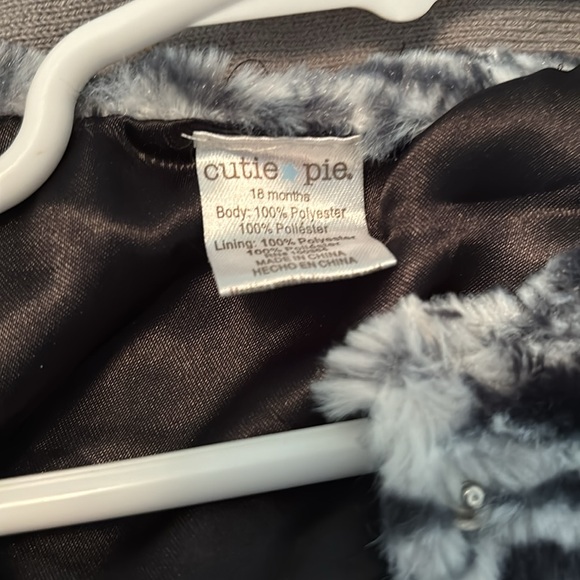 Cutie Pie sweater vest zebra pattern with pink bows 18 months - Picture 5 of 5